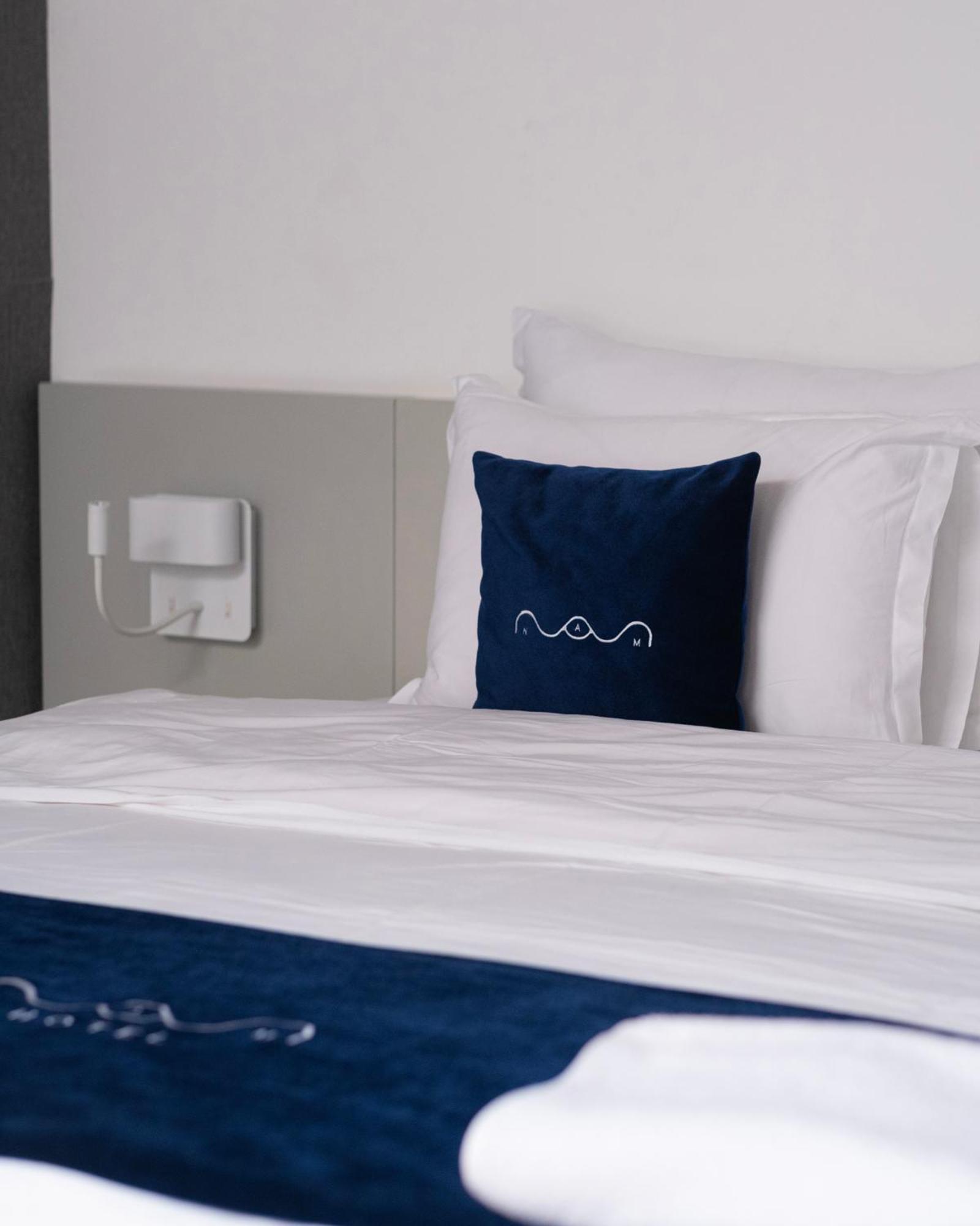 Nam Hotel Призрен Екстериор снимка