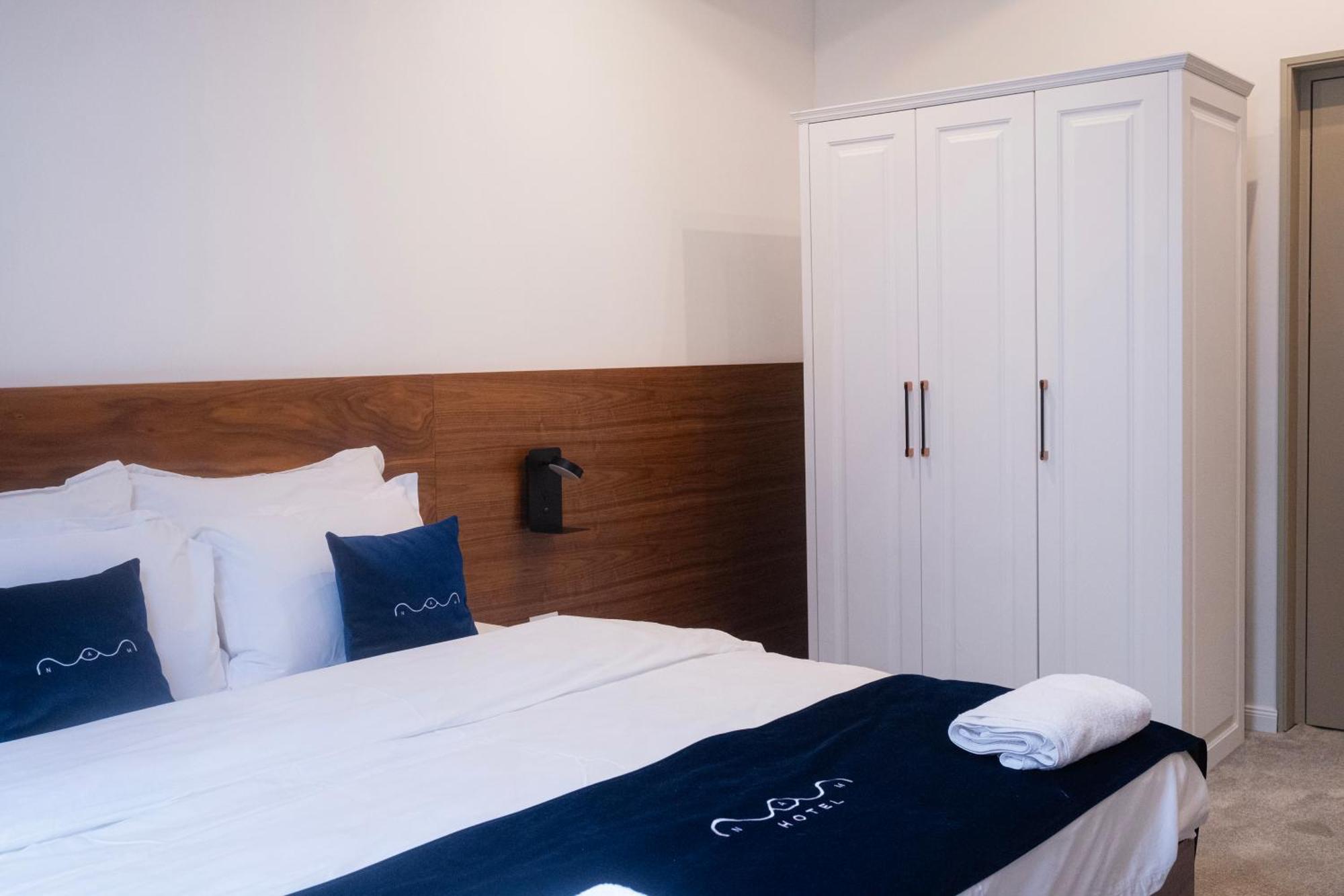 Nam Hotel Призрен Екстериор снимка