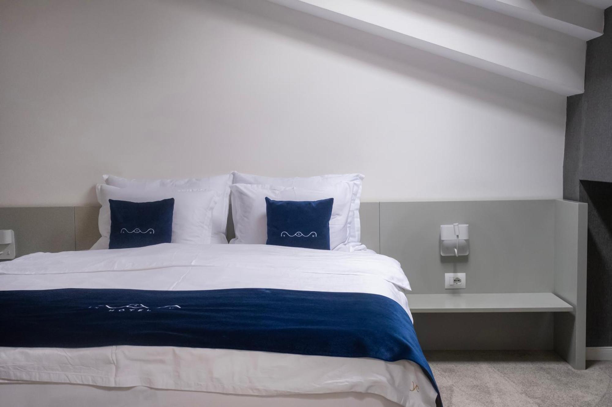 Nam Hotel Призрен Екстериор снимка