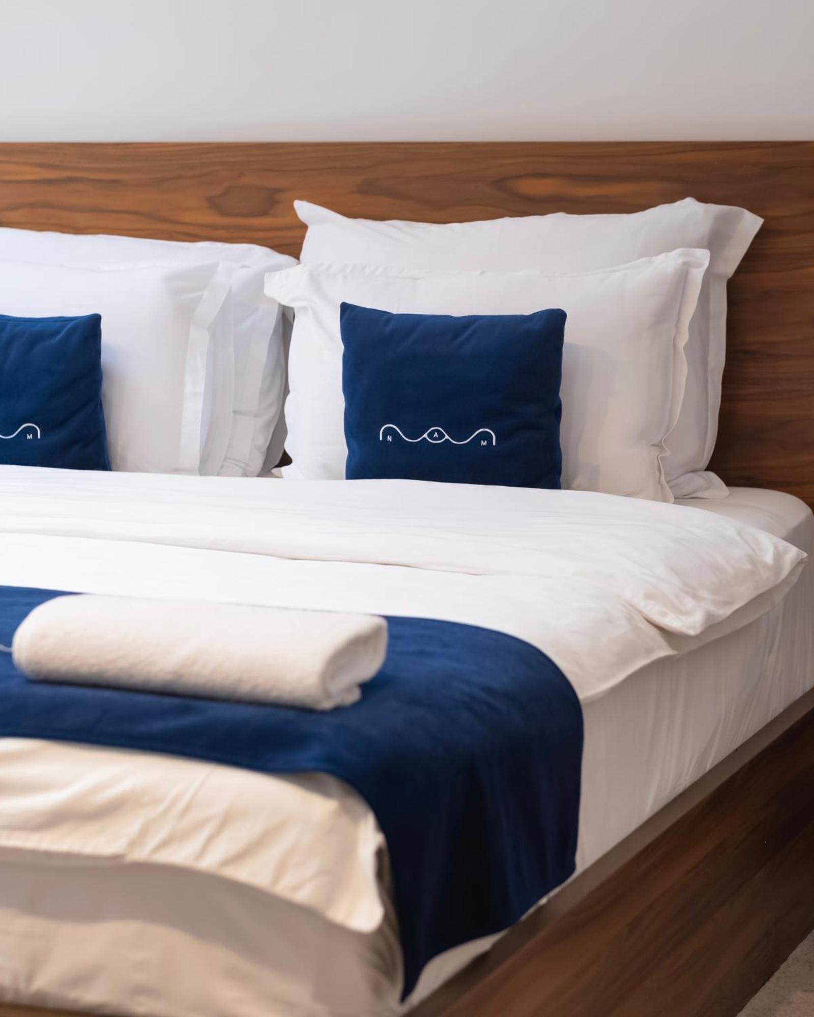 Nam Hotel Призрен Екстериор снимка